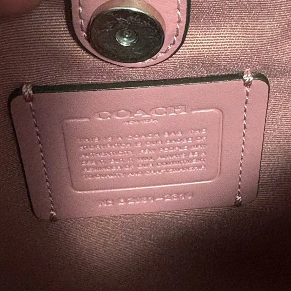 COACH Purse - Pink Small Town Bucket Bag With Dandelion Floral Print - Picture 3 of 4